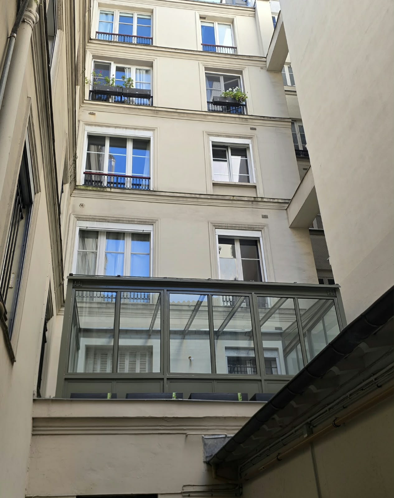 22 Boulevard des Batignolles Winter Garden